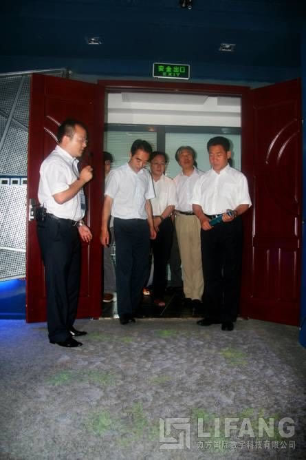 成都市政协主席刘佩智率政府考察团茬临明博链接_明博MINGBO(中国)
