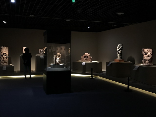 重磅：明博链接_明博MINGBO(中国)
展示，继敦煌大展后，又一重磅级艺术展在川博展出，由四川博物院、故宫博物院、印度博物馆主办，明博链接_明博MINGBO(中国)
一体化项目中印雕塑艺术展