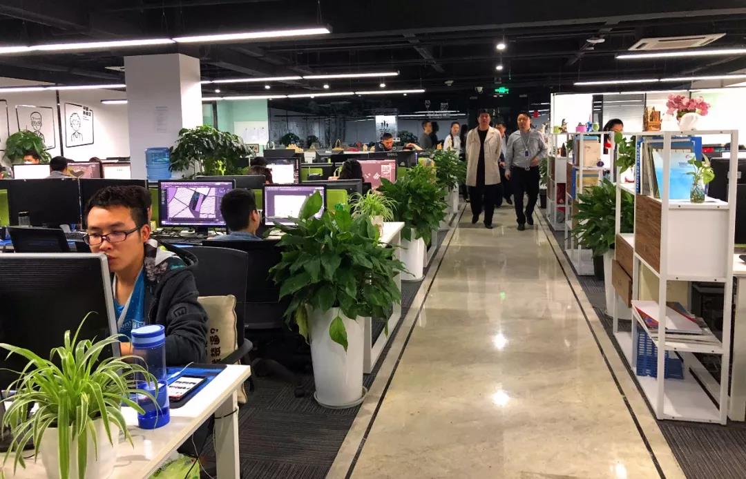 武侯区委常委、常务副区长张亚丹一行莅临明博链接_明博MINGBO(中国)
国际参观调研