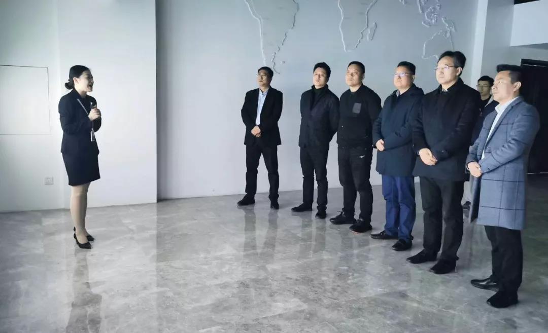 陕西省委宣传部副部长李彬一行莅临明博链接_明博MINGBO(中国)
集团参观考察
